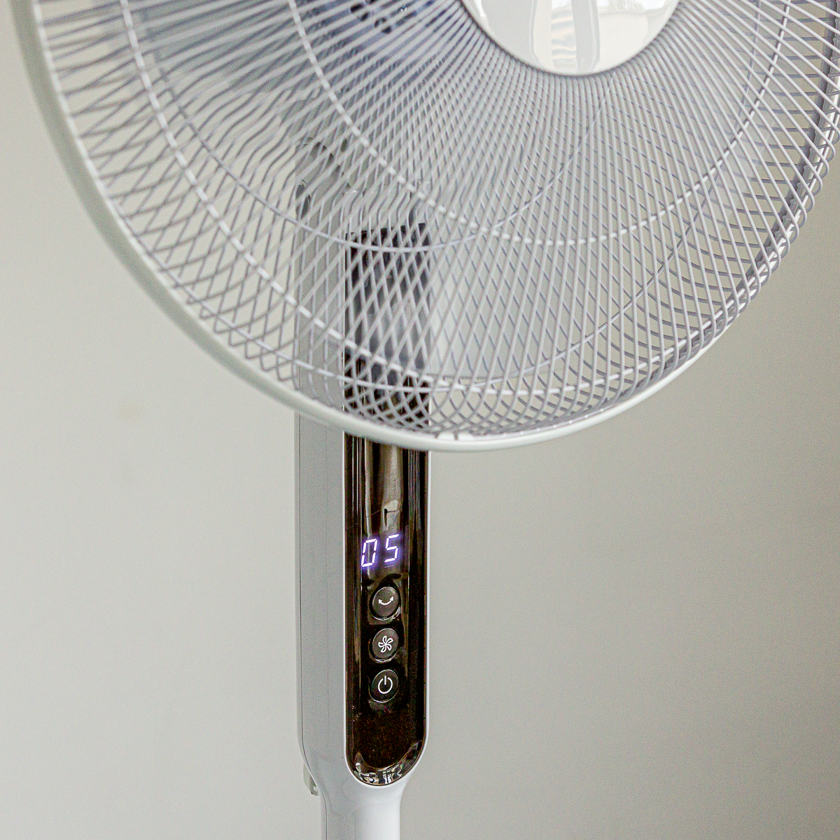optim-a-ovp-c40-luxe-ventilateur-sur-pied-40-cm-t-l-commande image 3