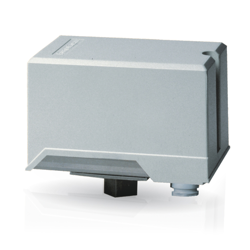 fantini-cosmi-b70a-pressostat-pompe-compresseur-membrane image 1