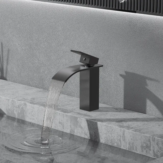 emke-robinetterie-f01-mitigeur-lavabo-cascade-chrom-bec-117-mm image 1
